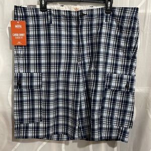Dockers Pacific Collection Navy & blue Plaid Cargo Shorts, Size 40